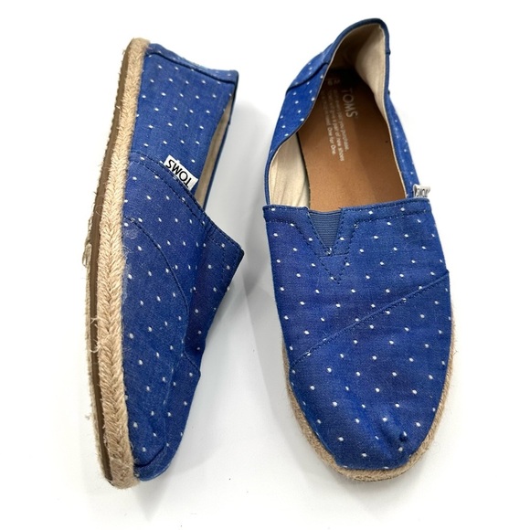 Toms Blue and White Polka Dot Classic Canvas Slip On Flat Shoe - Picture 1 of 9